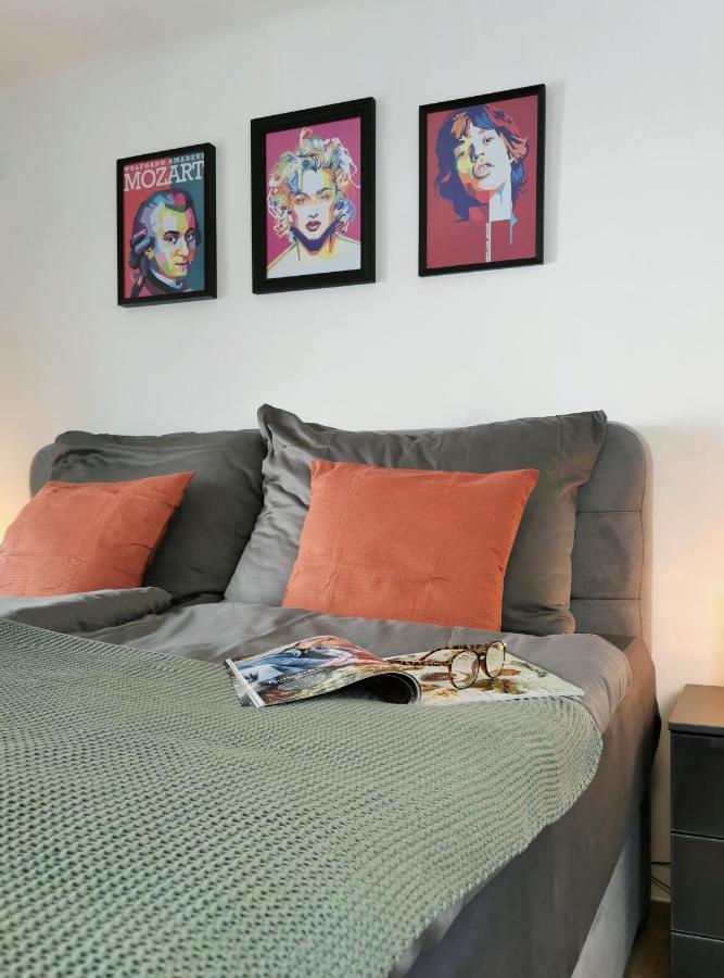 Neues City Center Piano Appartement Mit Netflix Klagenfurt am Woerthersee Exterior photo