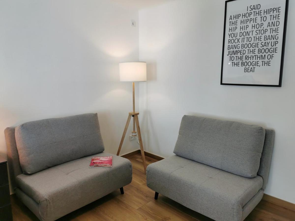 Neues City Center Piano Appartement Mit Netflix Klagenfurt am Woerthersee Exterior photo