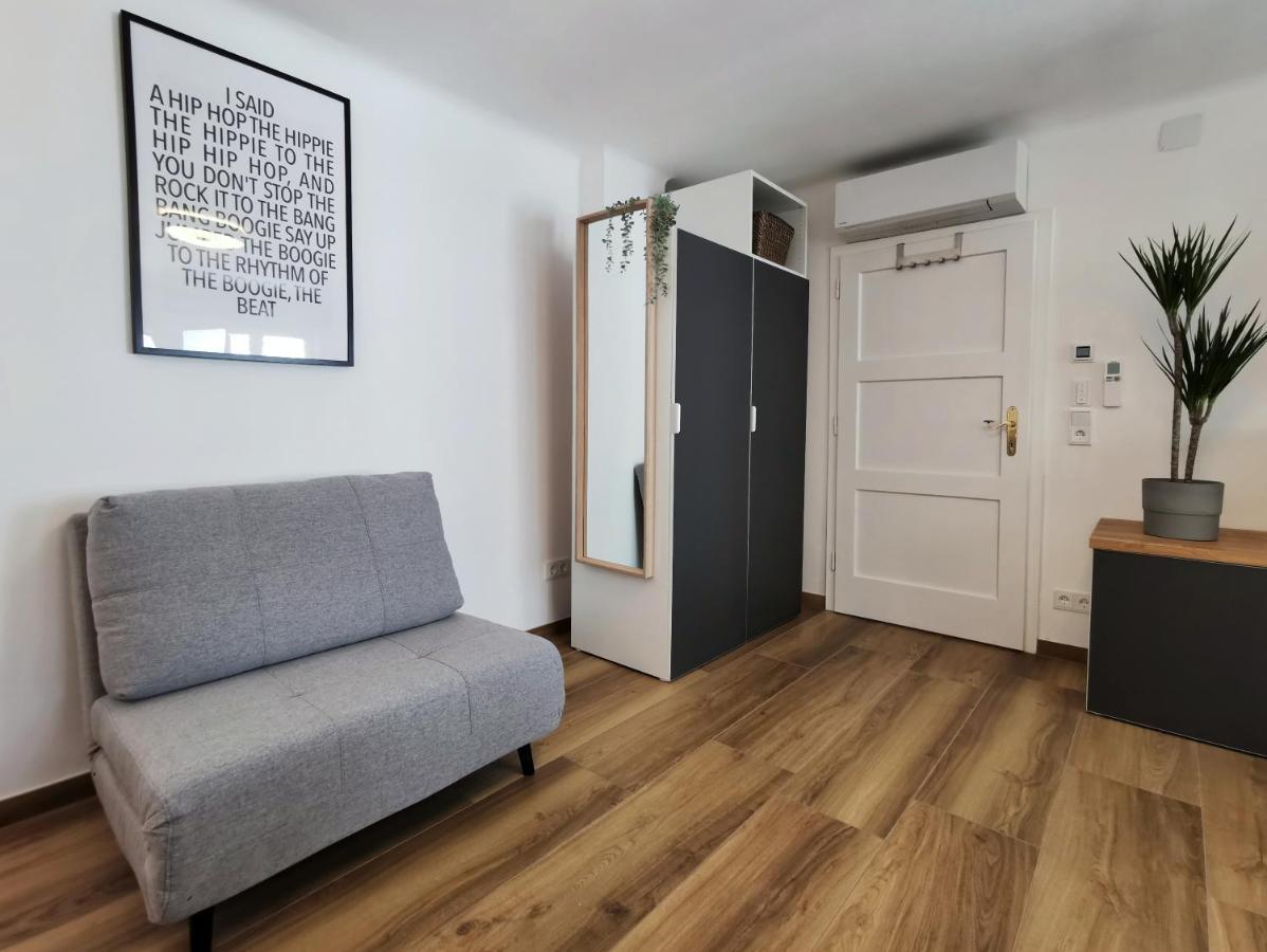 Neues City Center Piano Appartement Mit Netflix Klagenfurt am Woerthersee Exterior photo